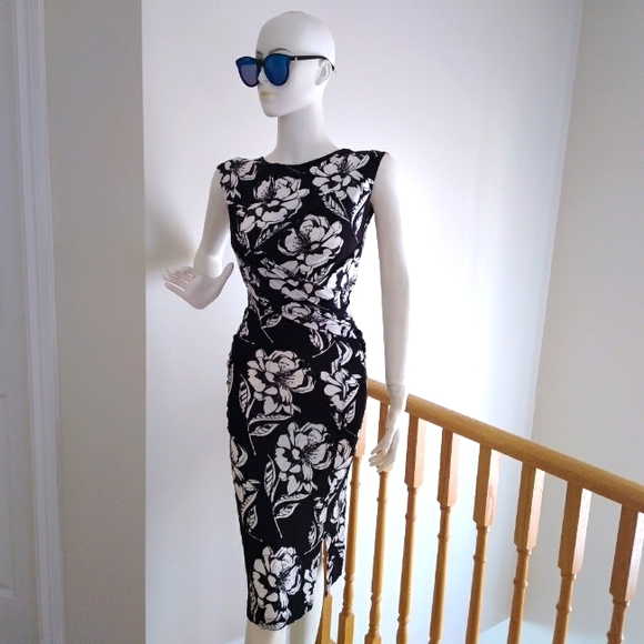 French Connection Shadow Bloom Mono Dress - Picture 4 of 9